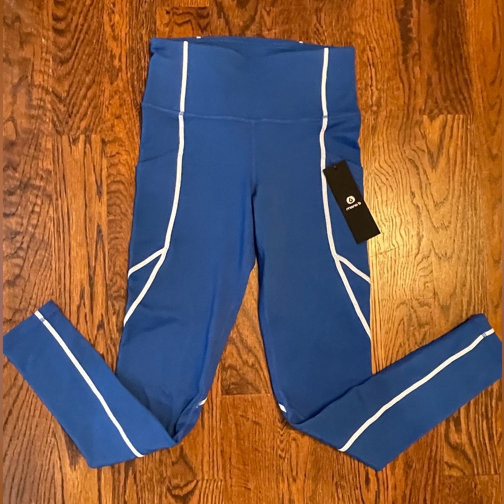 Ladies Mono B athletic leggings, new with tags
